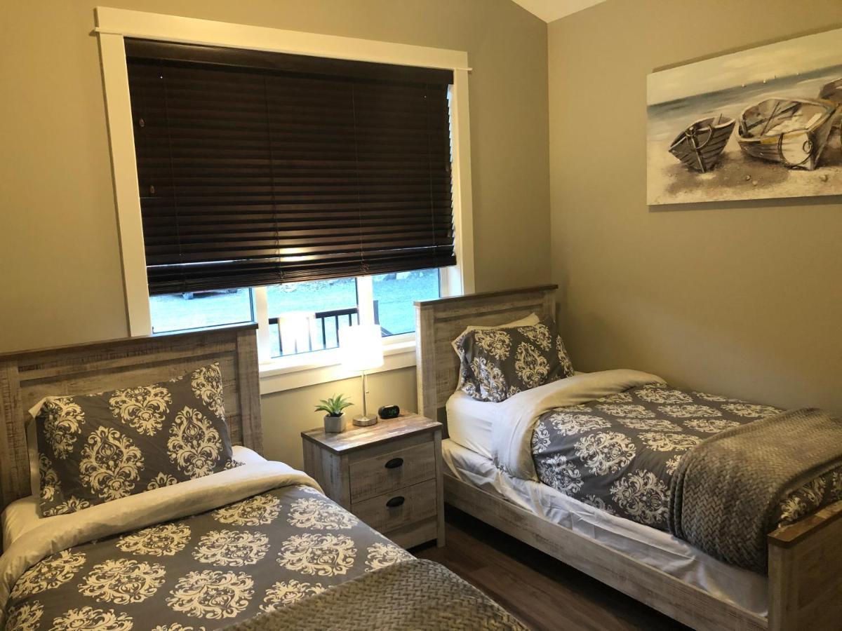 Sandy Feet Retreat Port Renfrew- Oceanfront 2br Modern * Port Renfrew